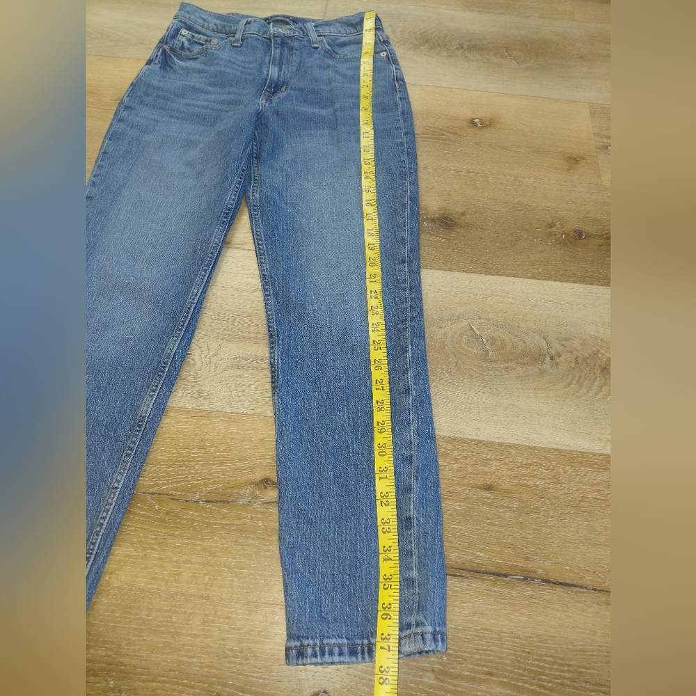 Aeropostale Women's Straight Leg Blue Jeans Mom Jean Sz 4 - Picture 6 of 12